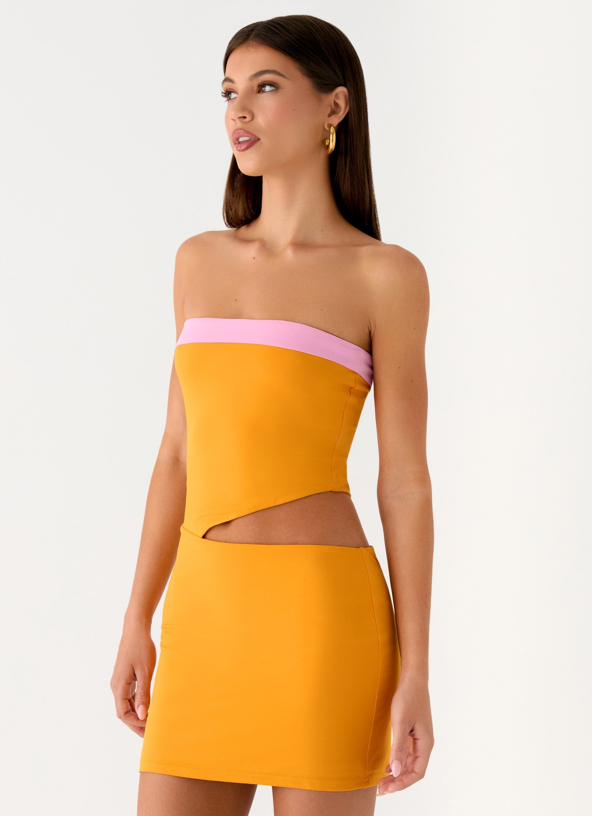 Chic Collection | Mini Dress with Unique Side Cutouts | Flattering Fit for Effortless Elegance 4
