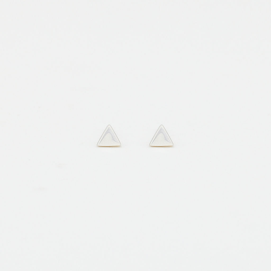 Elegant Triangle Gold Stud Earrings with Minimalist Design for Everyday Wear 3