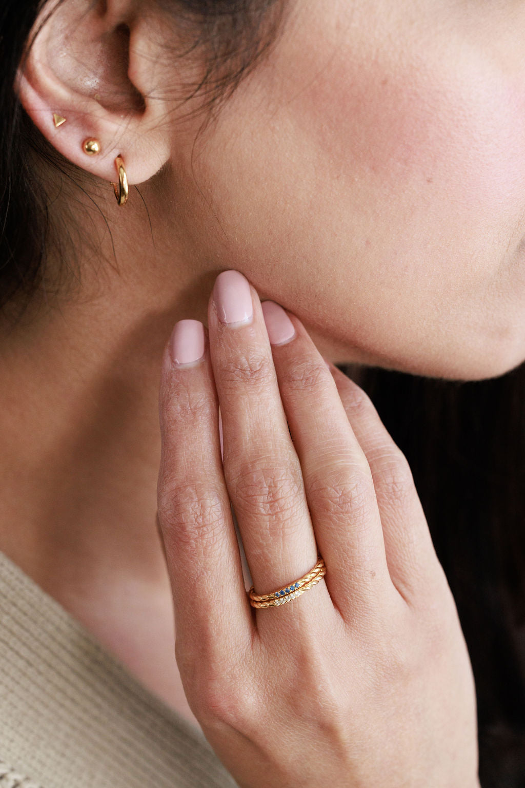 Elegant Twisted Ring | 18K Gold Vermeil with Blue Sapphire Gemstones | Hypoallergenic Design for Timeless Style 3